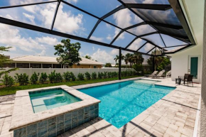 Elegant 4BR Marco Home l Pool l Hot tub